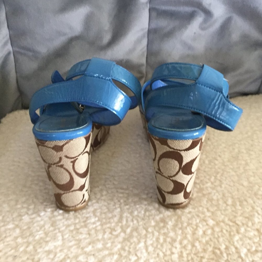COACH PLATFORM SANDALS - Picture 6 of 8